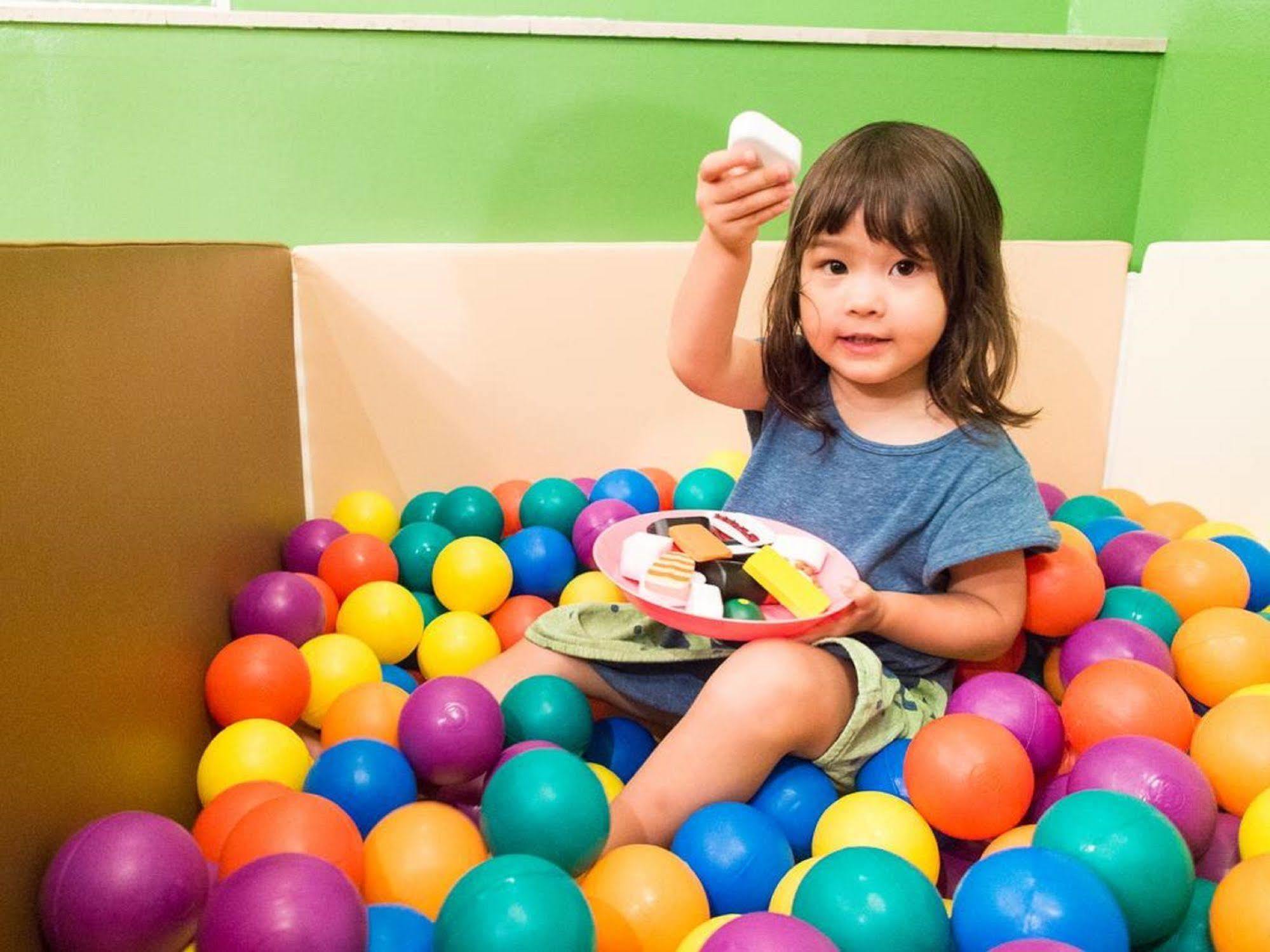 بيت شباب خوسان وورلد أساكوسا طوكيو المظهر الخارجي الصورة